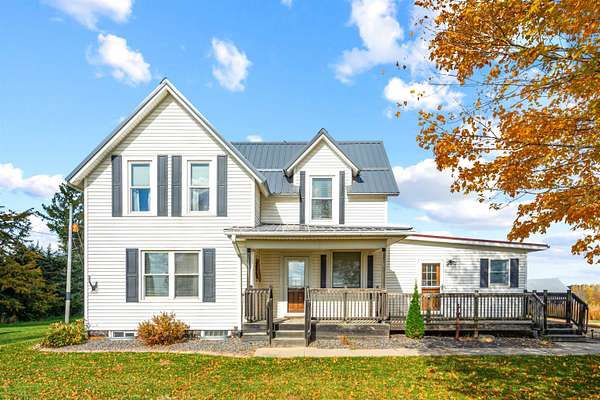 18.5 Acres of Recreational Land with Home for Sale in Wyoming, Iowa