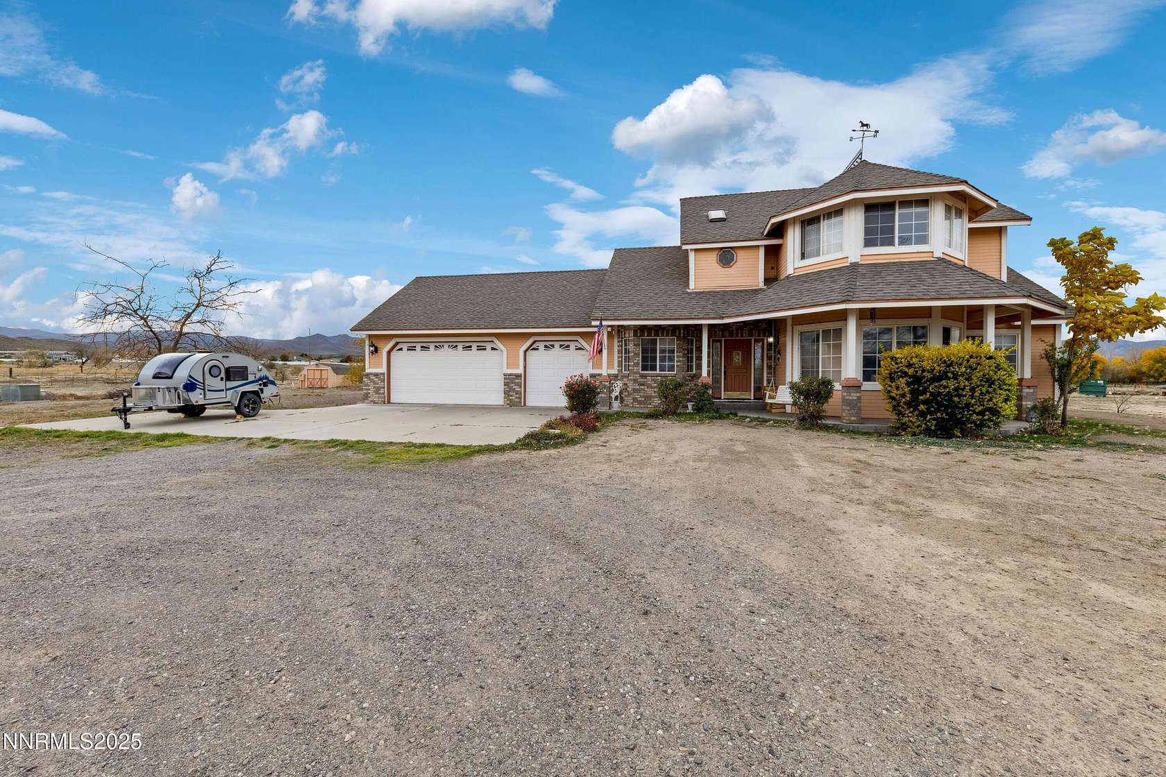 5 Acres of Residential Land with Home for Sale in Fernley, Nevada