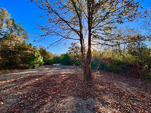 5 Acres of Land for Sale in Henryetta, Oklahoma