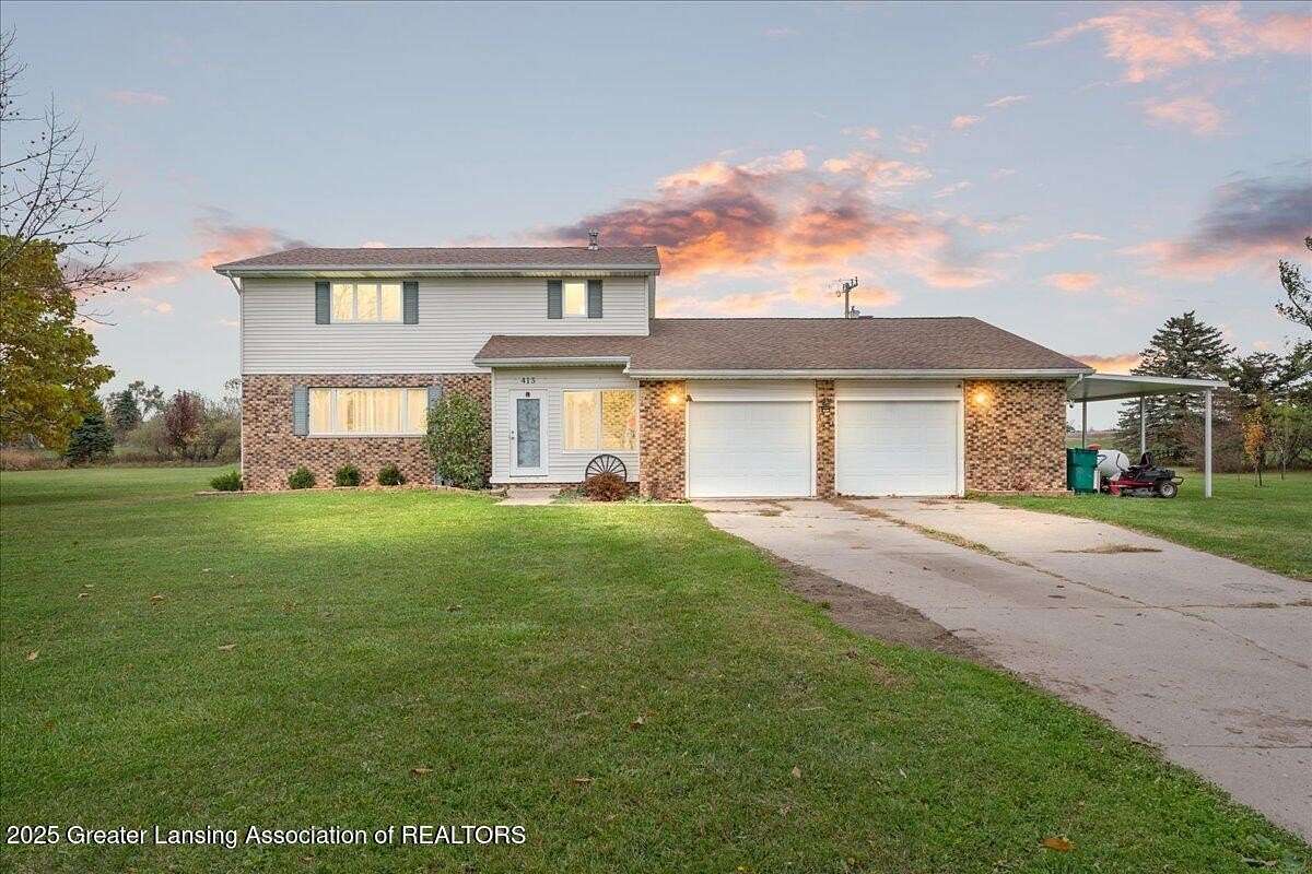 2 Acres of Residential Land with Home for Sale in Williamston, Michigan