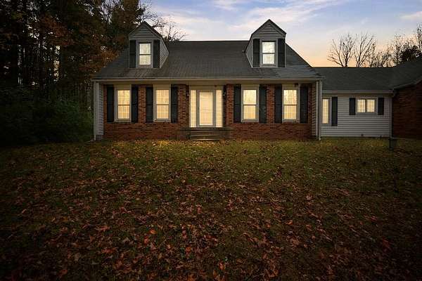 5 Acres of Residential Land with Home for Sale in Petersburg, Michigan