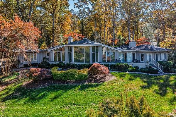 6 Acres of Land with Home for Sale in Weems, Virginia