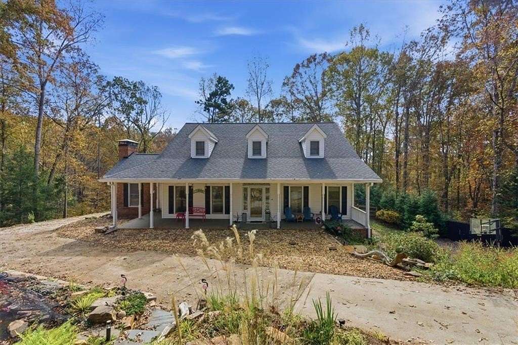 5.59 Acres of Land with Home for Sale in Douglasville, Georgia