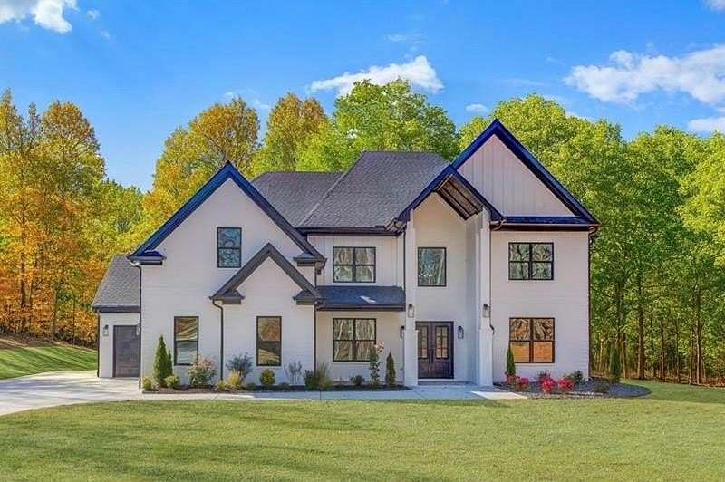 2.3 Acres of Residential Land with Home for Sale in Hoschton, Georgia