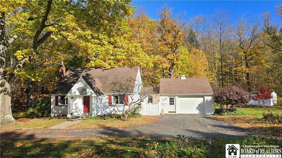 6.8 Acres of Residential Land with Home for Sale in Fredonia, New York