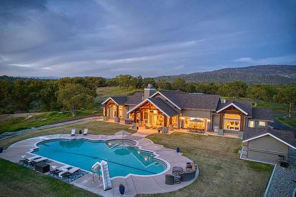 125 Acres of Land with Home for Sale in Auberry, California