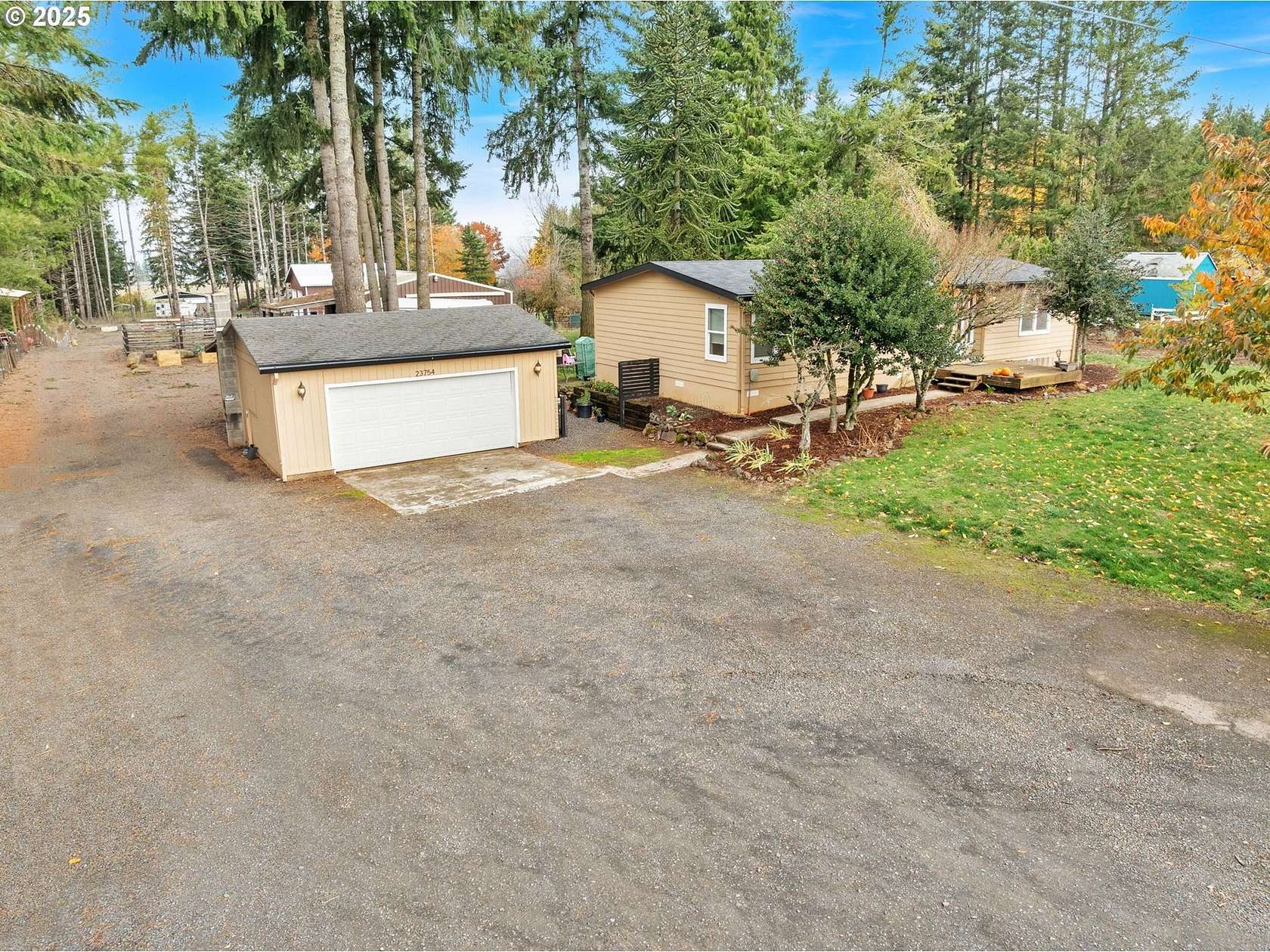 1.5 Acres of Land with Home for Sale in Estacada, Oregon