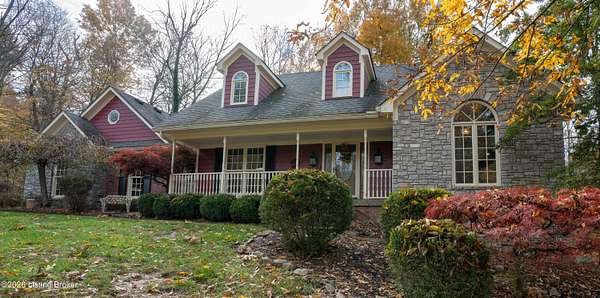 6.69 Acres of Residential Land with Home for Sale in Louisville, Kentucky