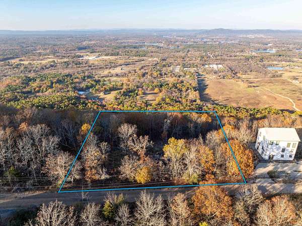 2 Acres of Residential Land for Sale in Hot Springs, Arkansas