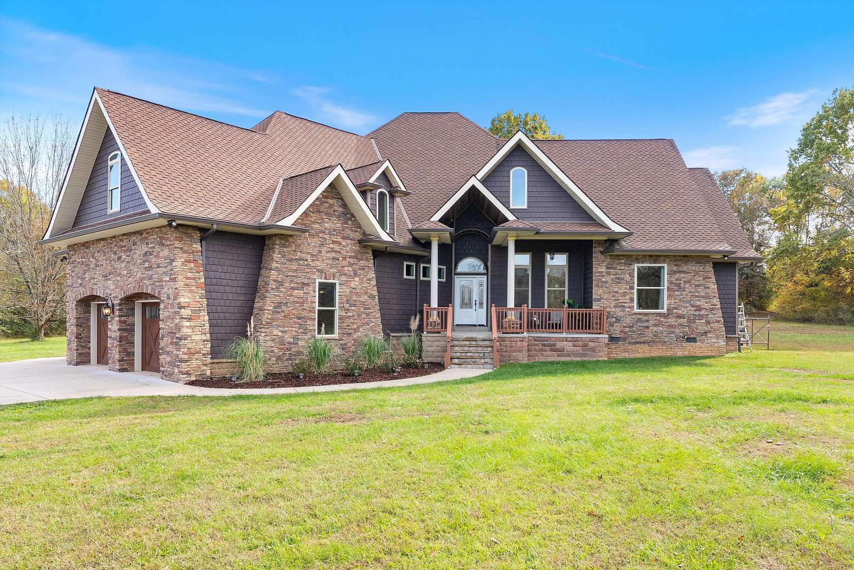 5 Acres of Land with Home for Sale in Portland, Tennessee