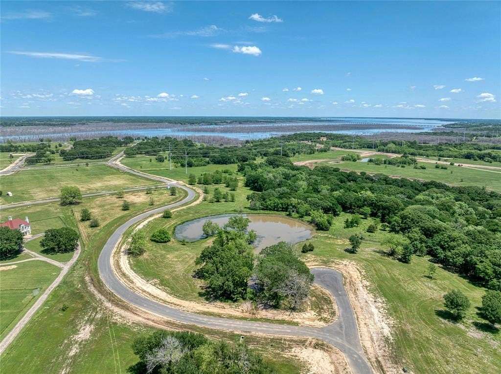5.18 Acres of Land for Sale in Dodd City, Texas