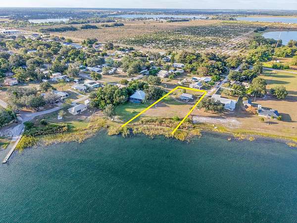 0.88 Acres of Residential Land for Sale in Avon Park, Florida