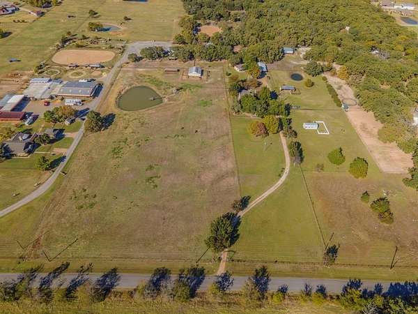 6 Acres of Land for Sale in Royse City, Texas