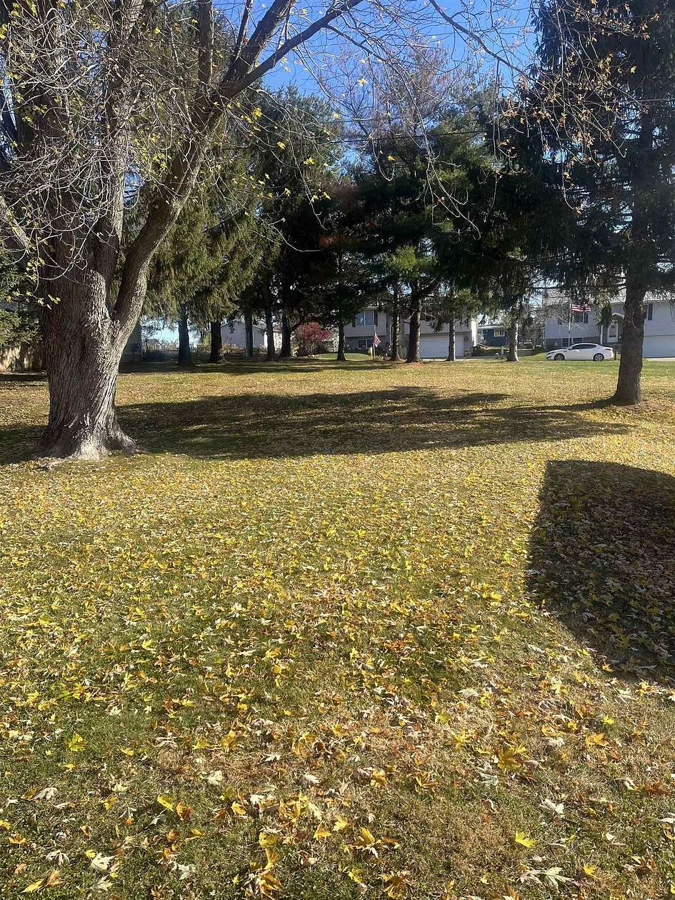 0.15 Acres of Residential Land for Sale in East Dubuque, Illinois