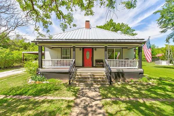 3.72 Acres of Residential Land with Home for Sale in Weatherford, Texas