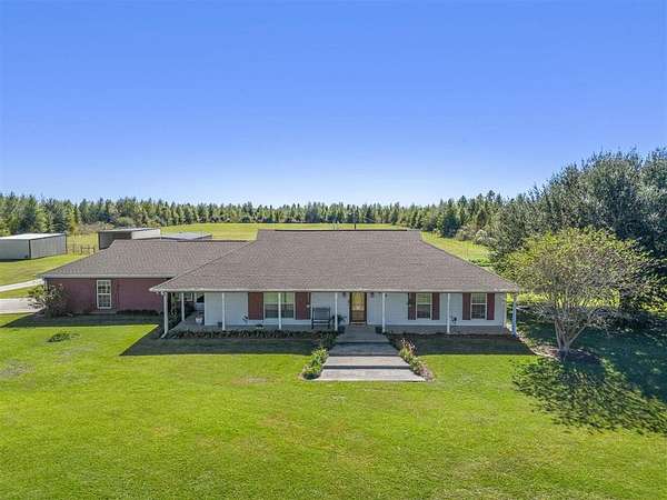 6 Acres of Land with Home for Sale in Lake Charles, Louisiana