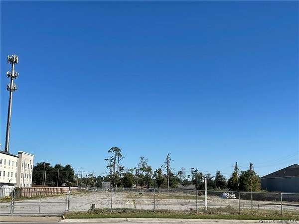 2.73 Acres of Commercial Land for Sale in Lake Charles, Louisiana
