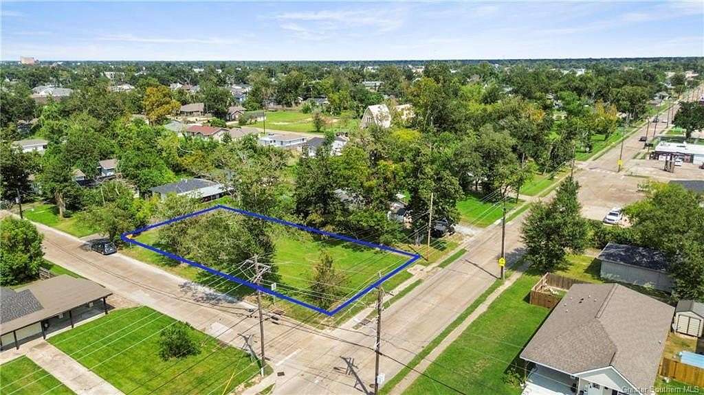 0.13 Acres of Commercial Land for Sale in DeQuincy, Louisiana