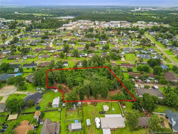 1.74 Acres of Residential Land for Sale in Sulphur, Louisiana