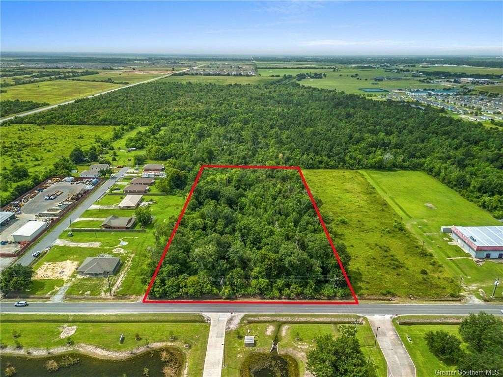 4 Acres of Mixed-Use Land for Sale in Lake Charles, Louisiana