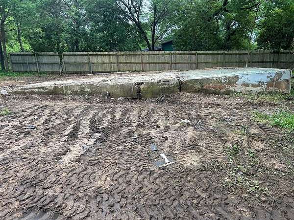 0.75 Acres of Residential Land for Sale in Pottsboro, Texas