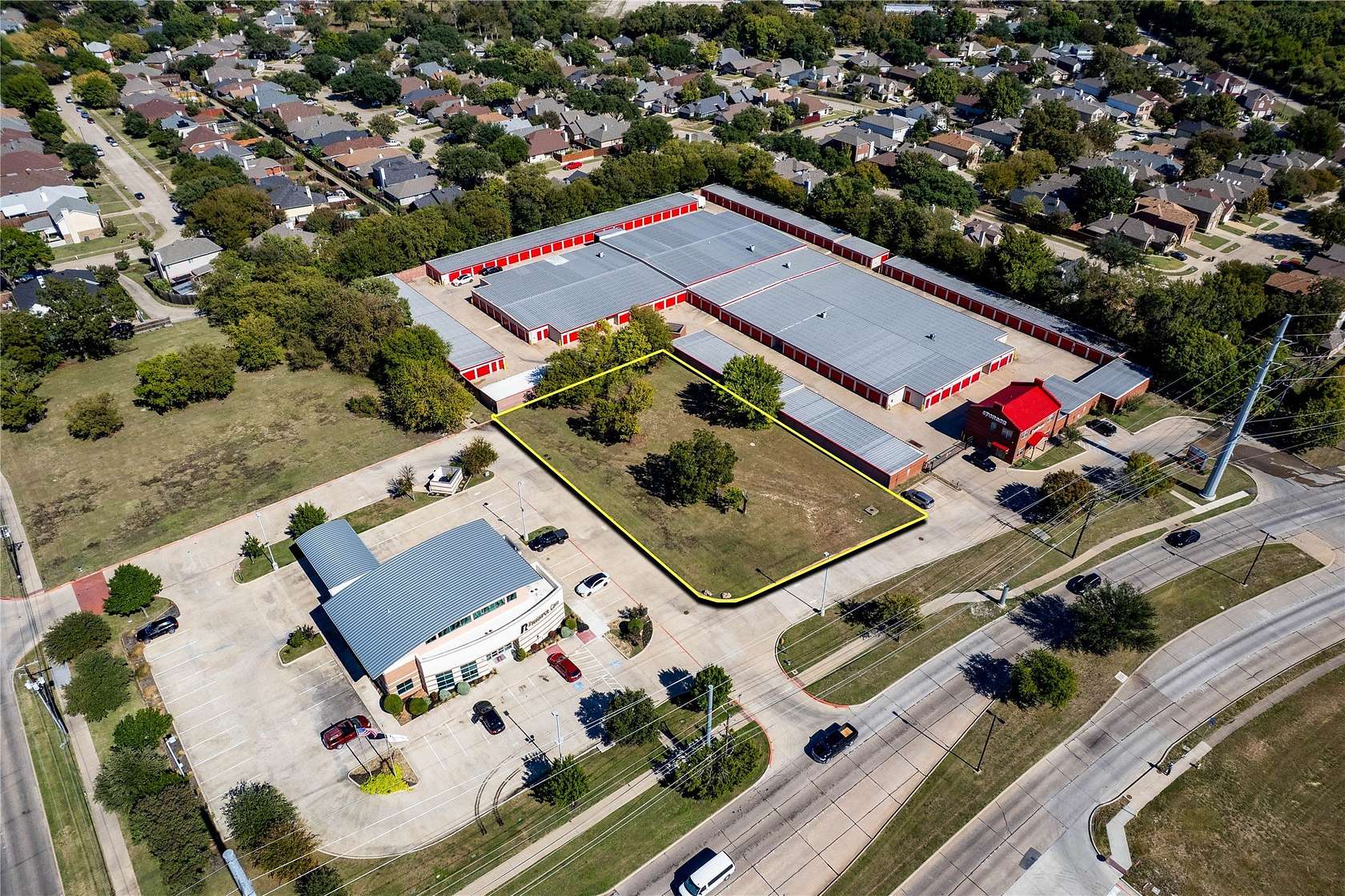 0.76 Acres of Commercial Land for Sale in Garland, Texas