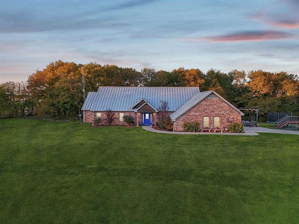 12 Acres of Land with Home for Sale in Greenville, Texas