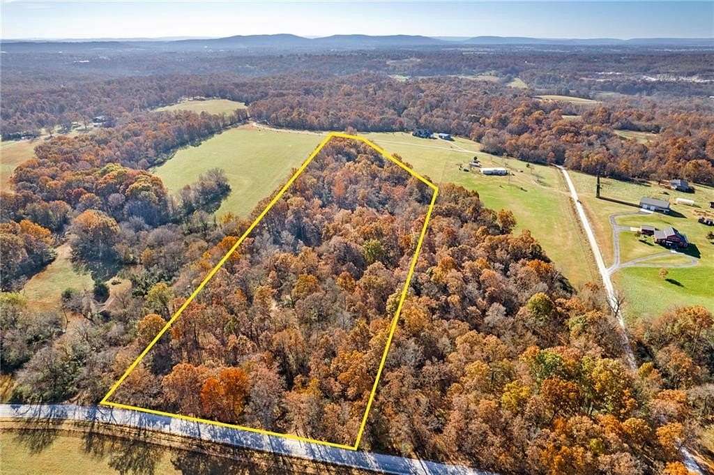 8 Acres of Residential Land for Sale in Fayetteville, Arkansas