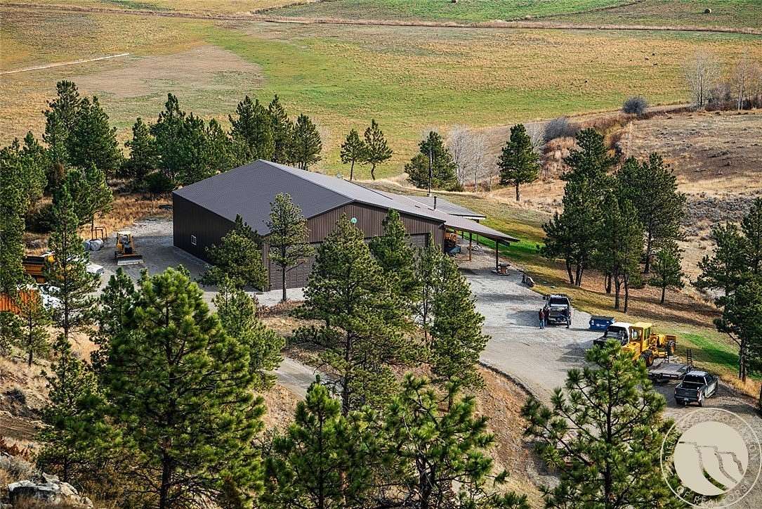 13.5 Acres of Recreational Land with Home for Sale in Columbus, Montana