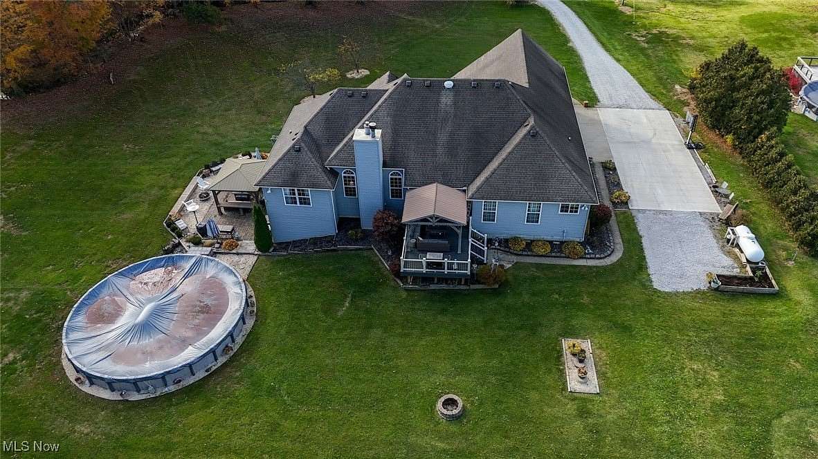 2.58 Acres of Residential Land with Home for Sale in Grafton, Ohio