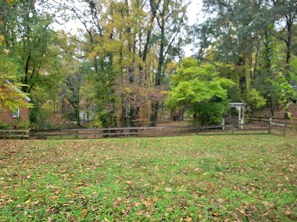 0.47 Acres of Residential Land for Sale in Paris, Tennessee