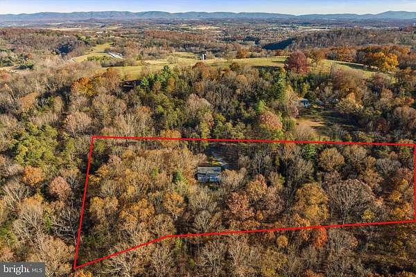 5.12 Acres of Residential Land with Home for Sale in Verona, Virginia