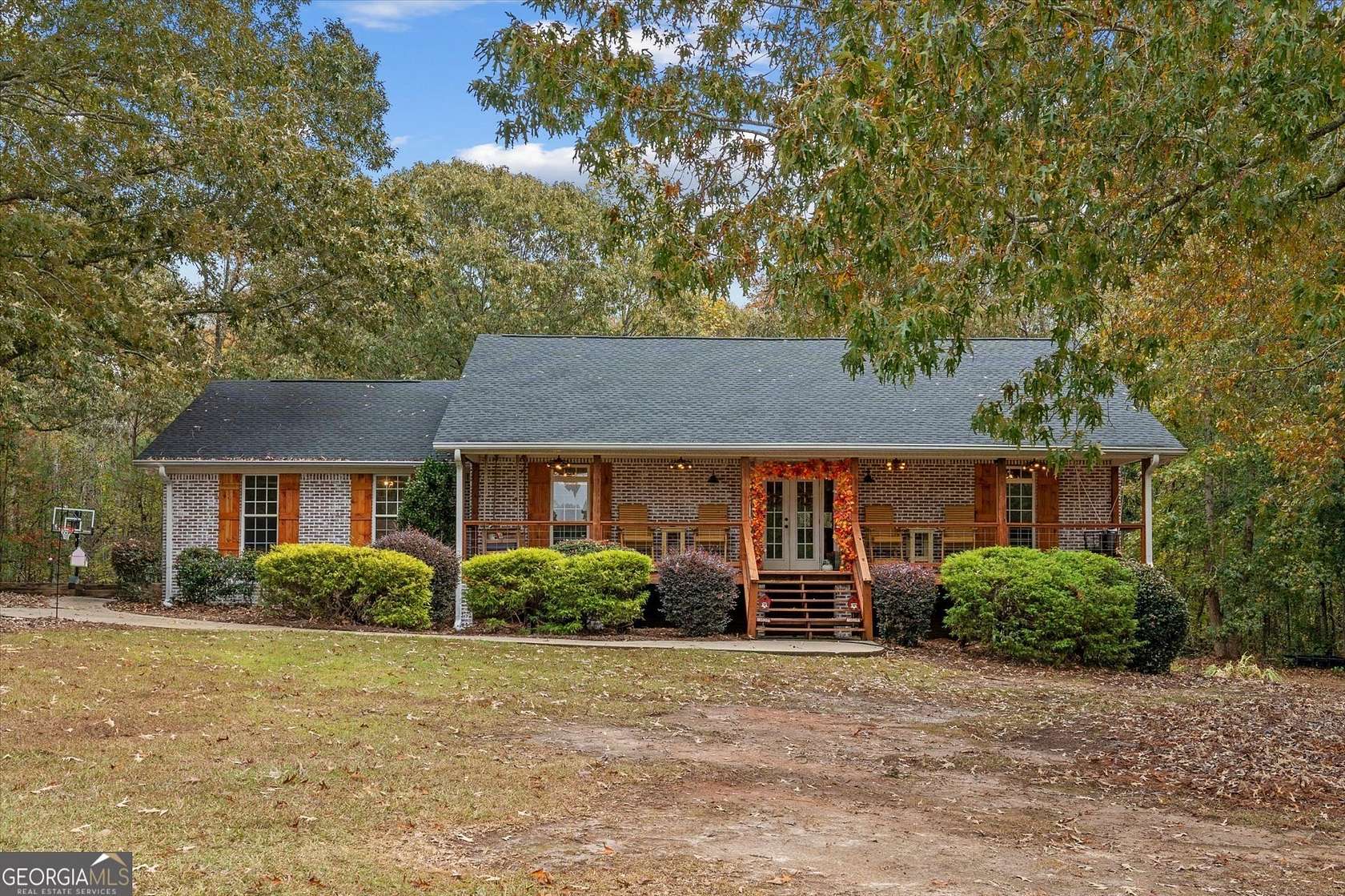 10 Acres of Residential Land with Home for Sale in Douglasville, Georgia