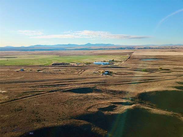 28 Acres of Recreational Land with Home for Sale in Fort Benton, Montana