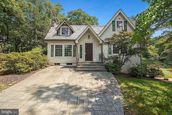 2.24 Acres of Residential Land with Home for Lease in Hyattsville, Maryland