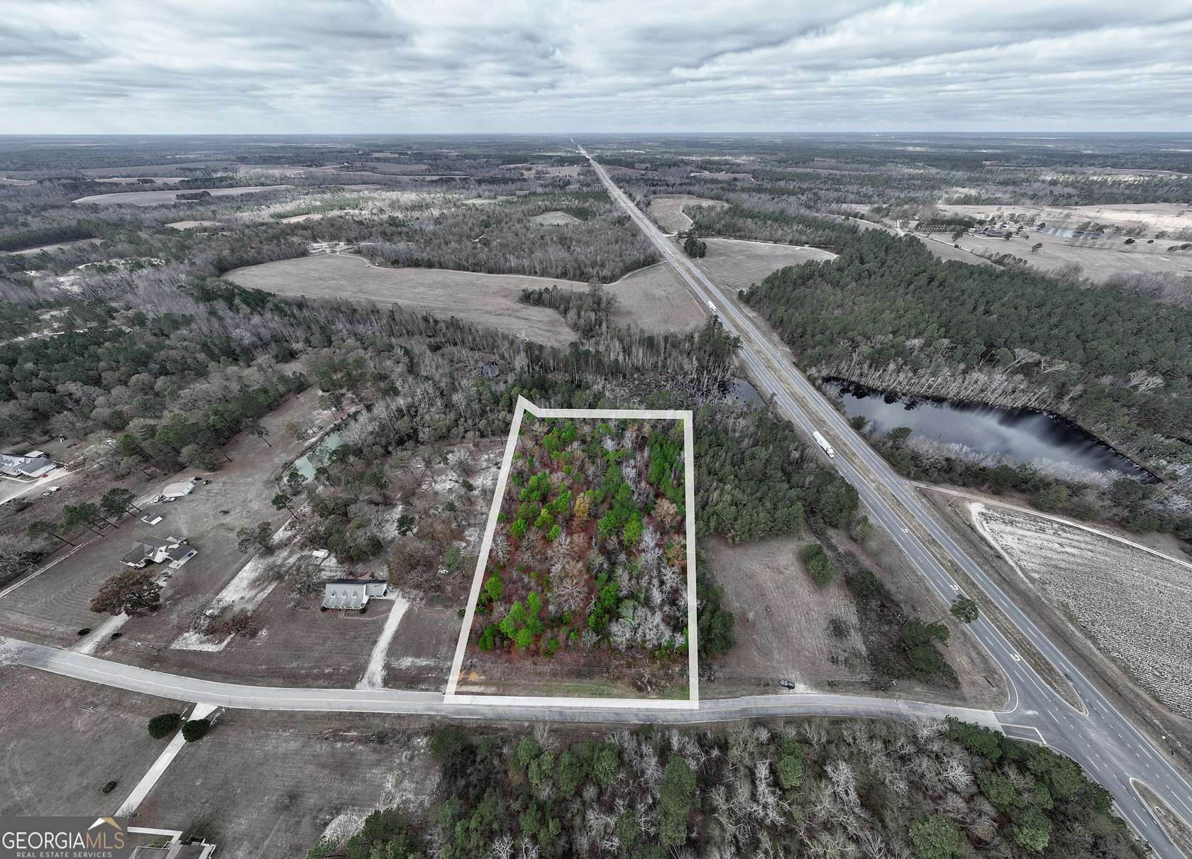 4 Acres of Residential Land for Sale in Garfield, Georgia