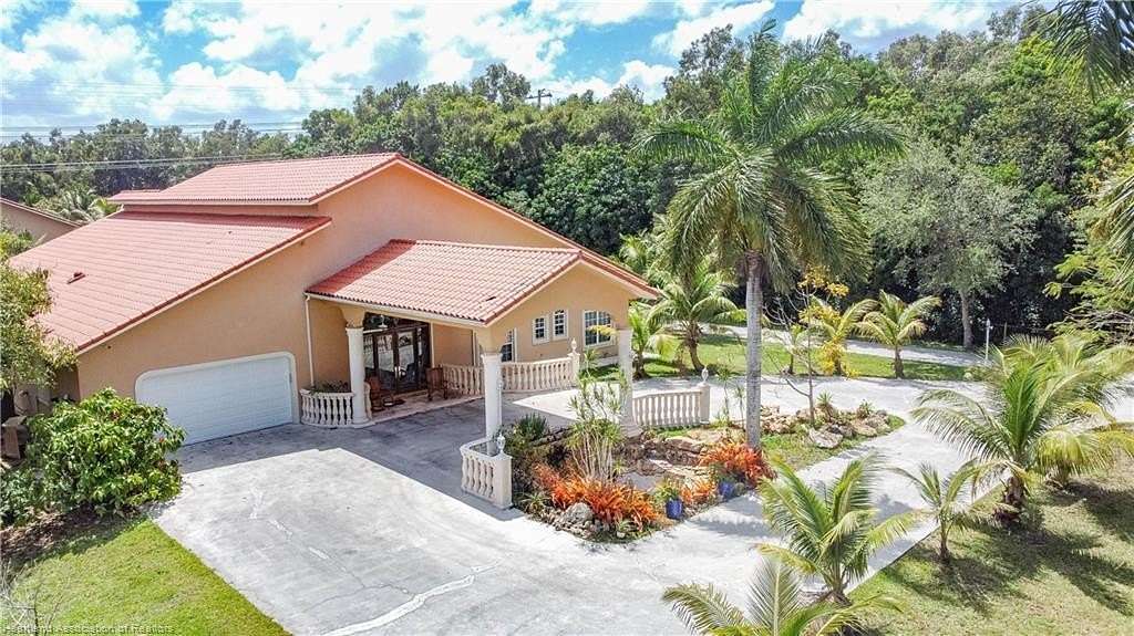 2.35 Acres of Residential Land with Home for Sale in Southwest Ranches, Florida