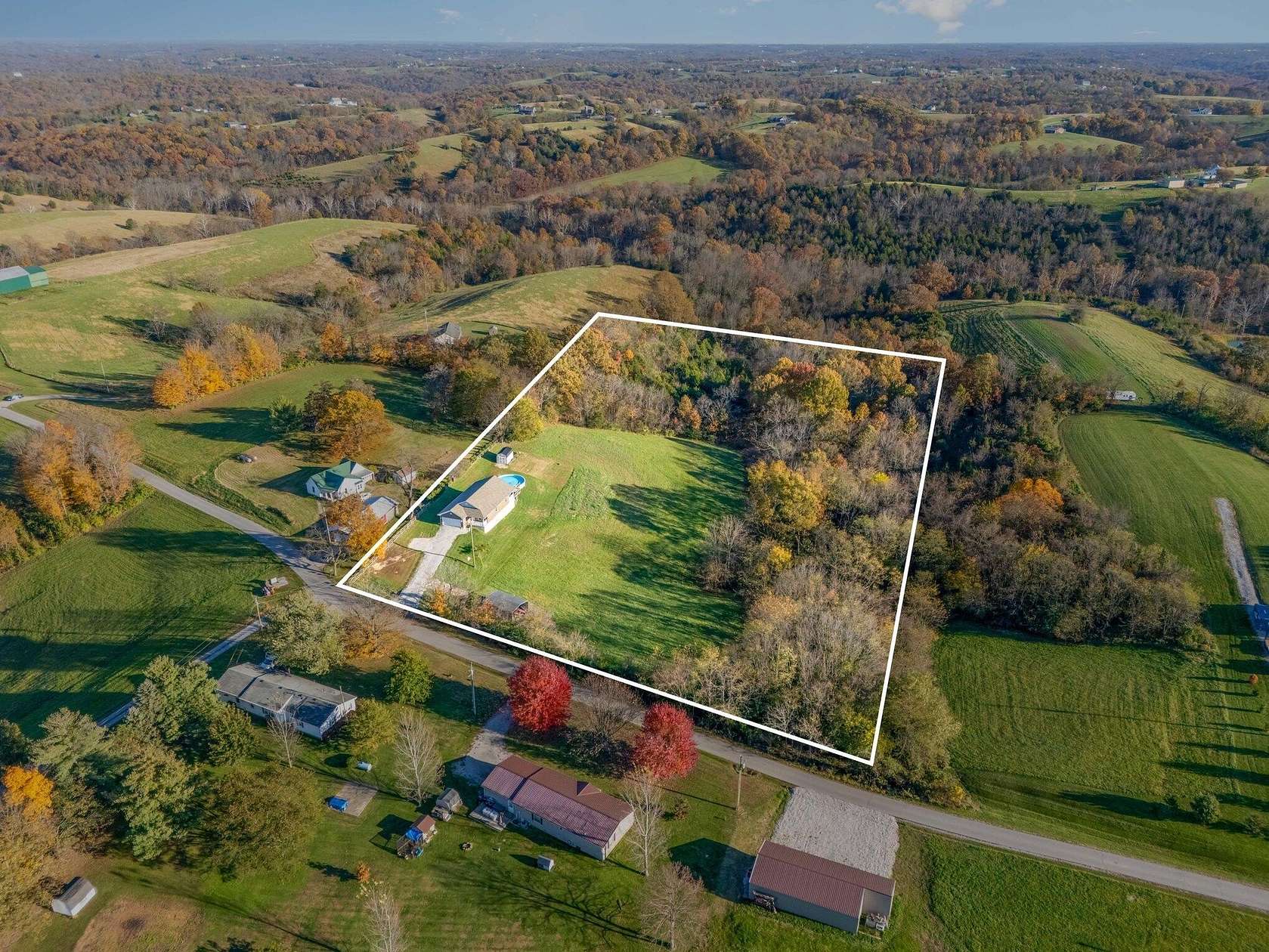 5.42 Acres of Residential Land with Home for Sale in Crittenden, Kentucky