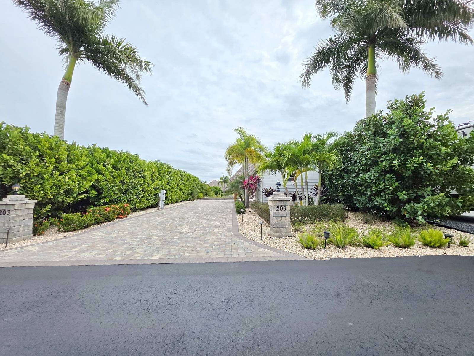 Residential Land for Sale in Okeechobee, Florida