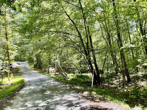 8.48 Acres of Residential Land for Sale in Sewanee, Tennessee