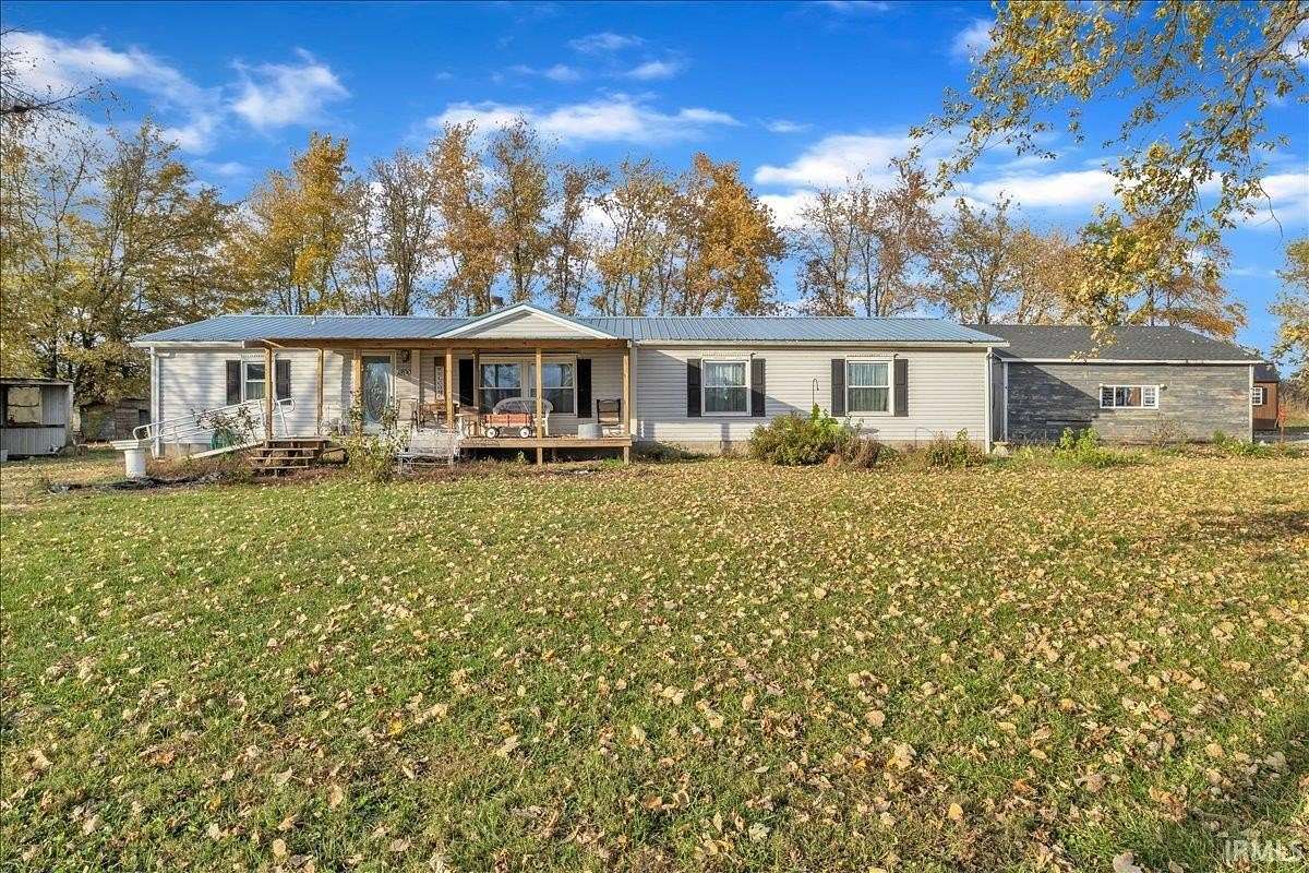 2.39 Acres of Residential Land with Home for Sale in Mount Vernon, Indiana