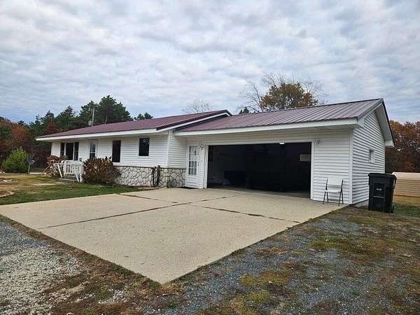 2 Acres of Residential Land with Home for Sale in Hart, Michigan