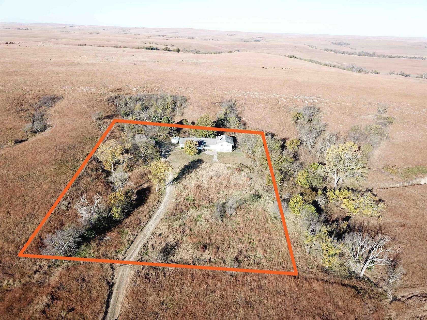 2.14 Acres of Residential Land with Home for Sale in Eureka, Kansas
