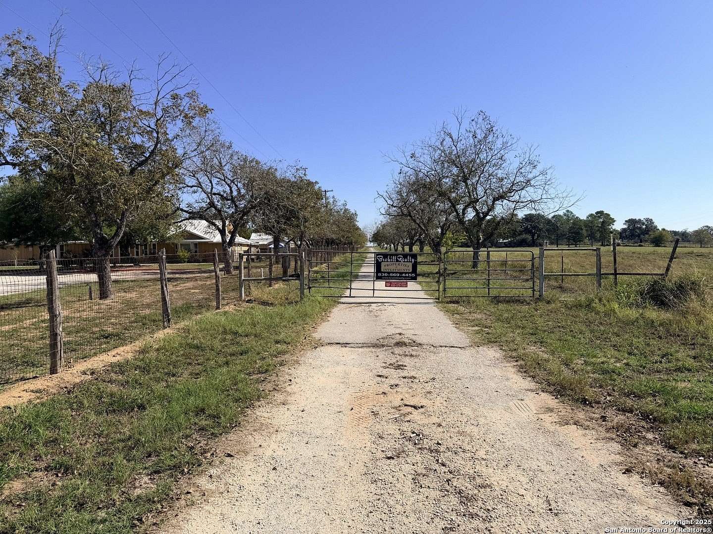 71.9 Acres of Land with Home for Sale in Pleasanton, Texas