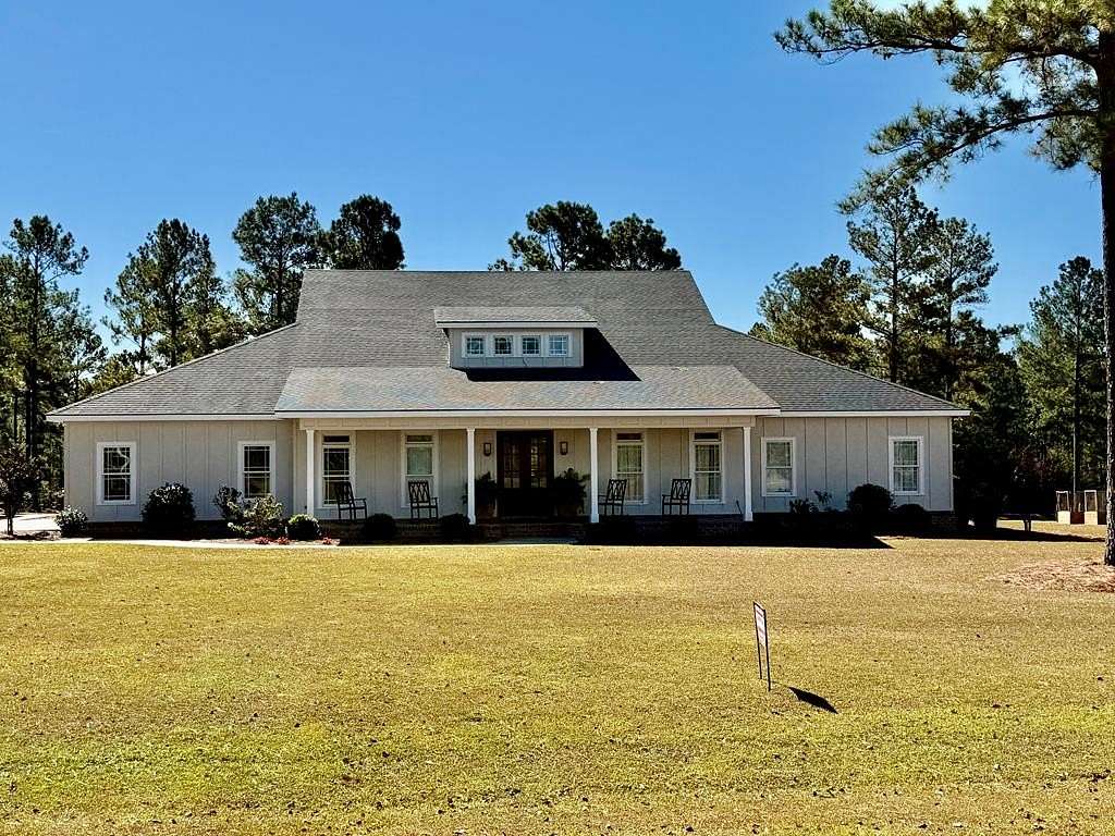 10.9 Acres of Land with Home for Sale in Vidalia, Georgia