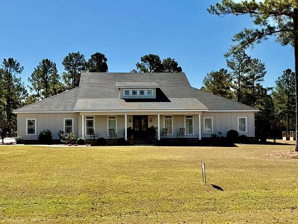 10.9 Acres of Land with Home for Sale in Vidalia, Georgia