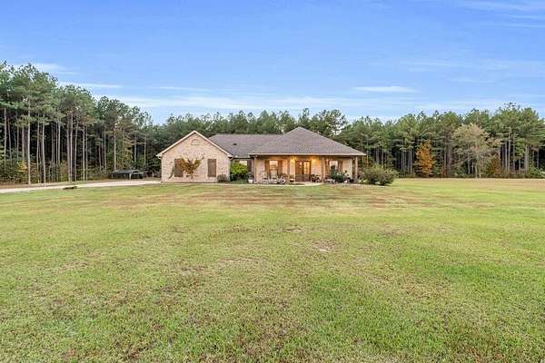 2 Acres of Residential Land with Home for Sale in Starkville, Mississippi