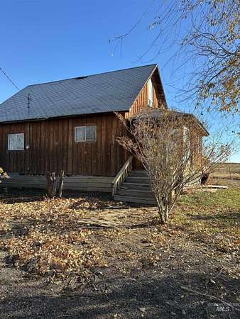 2.3 Acres of Residential Land with Home for Sale in Richfield, Idaho