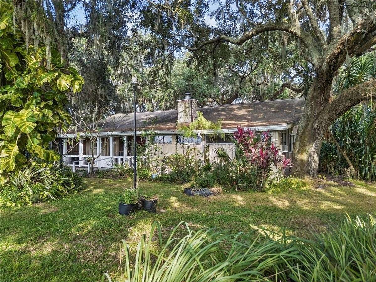 4.1 Acres of Residential Land with Home for Sale in Lithia, Florida