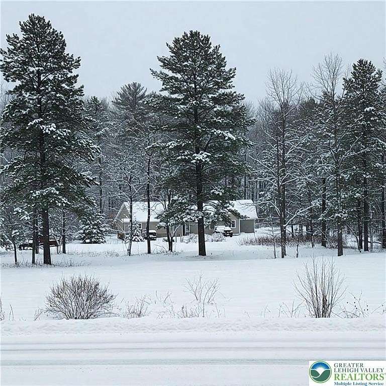 0.44 Acres of Land for Sale in Tobyhanna Township, Pennsylvania